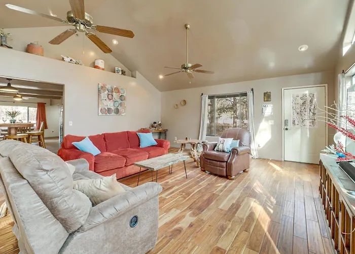 Great For Families! Woodsy Haven In *