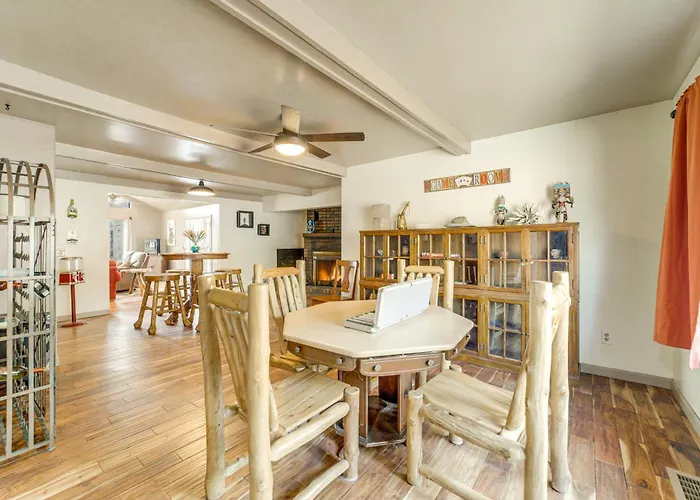 Great For Families! Woodsy Haven In Holiday home *