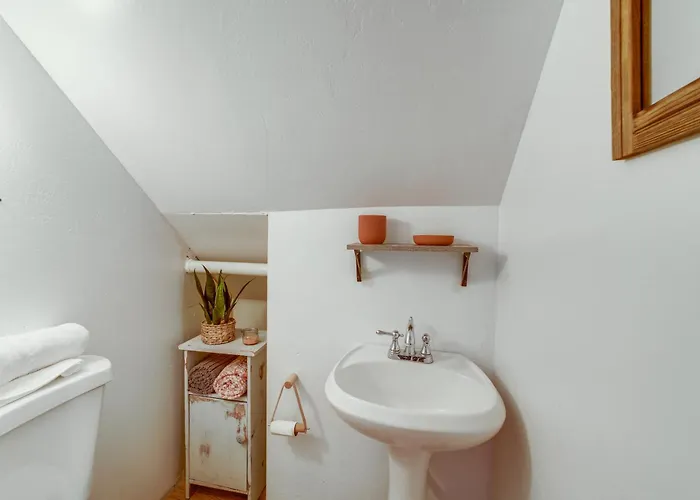Great For Families! Woodsy Haven In Holiday home